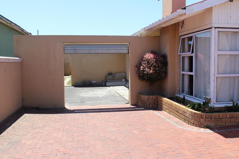 4 Bedroom Property for Sale in Townsend Estate Western Cape